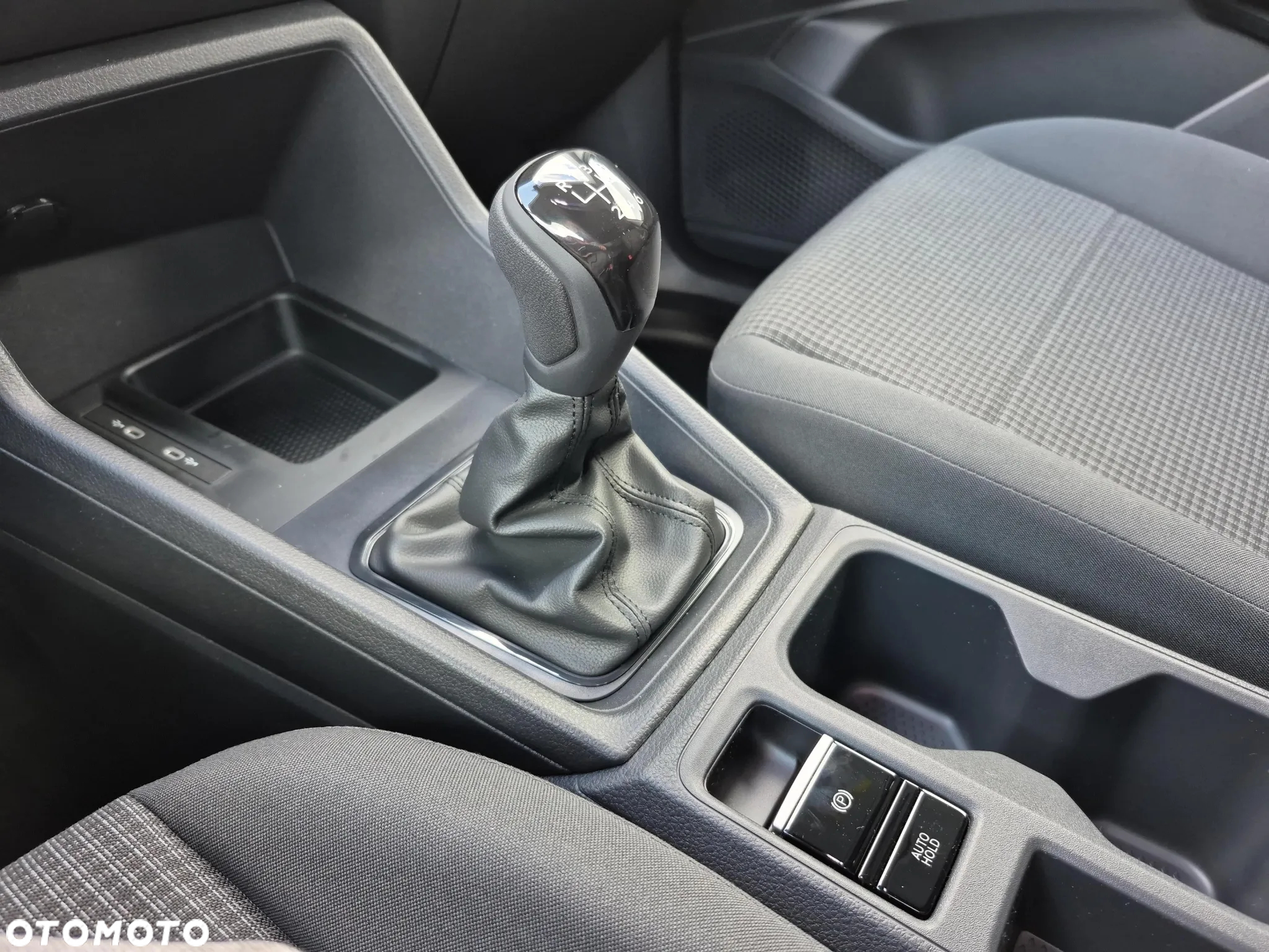 Volkswagen Caddy - 12