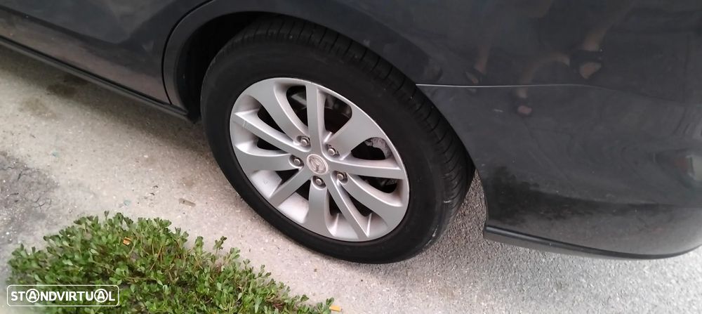 Mazda 5 MZR-CD 2.0 Comfort - 4