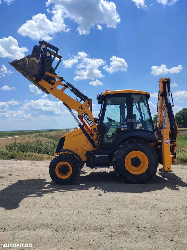 JCB 3CX 14MFWM - 9
