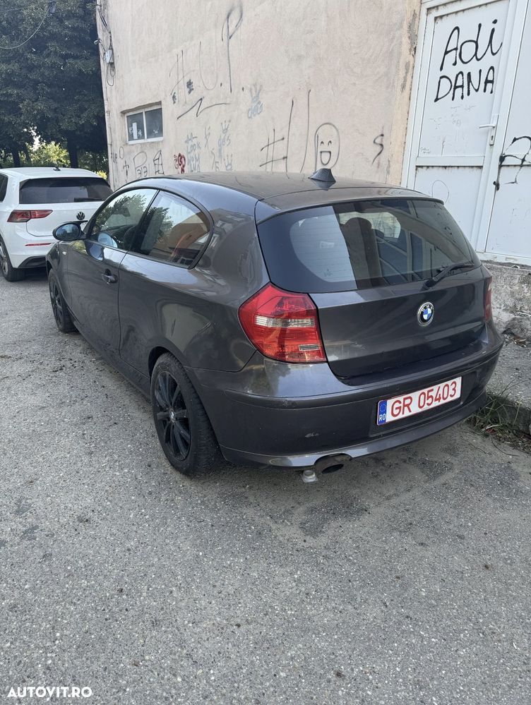 BMW Seria 1 118i - 2