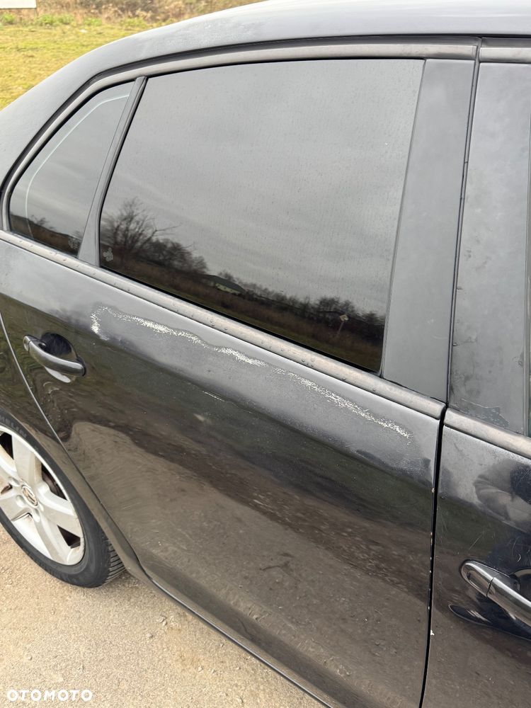 Volkswagen Jetta 1.9 TDI Trendline - 10