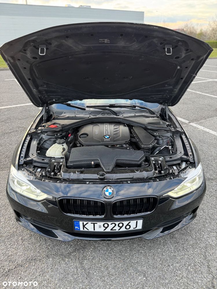 BMW Seria 3 320d - 28