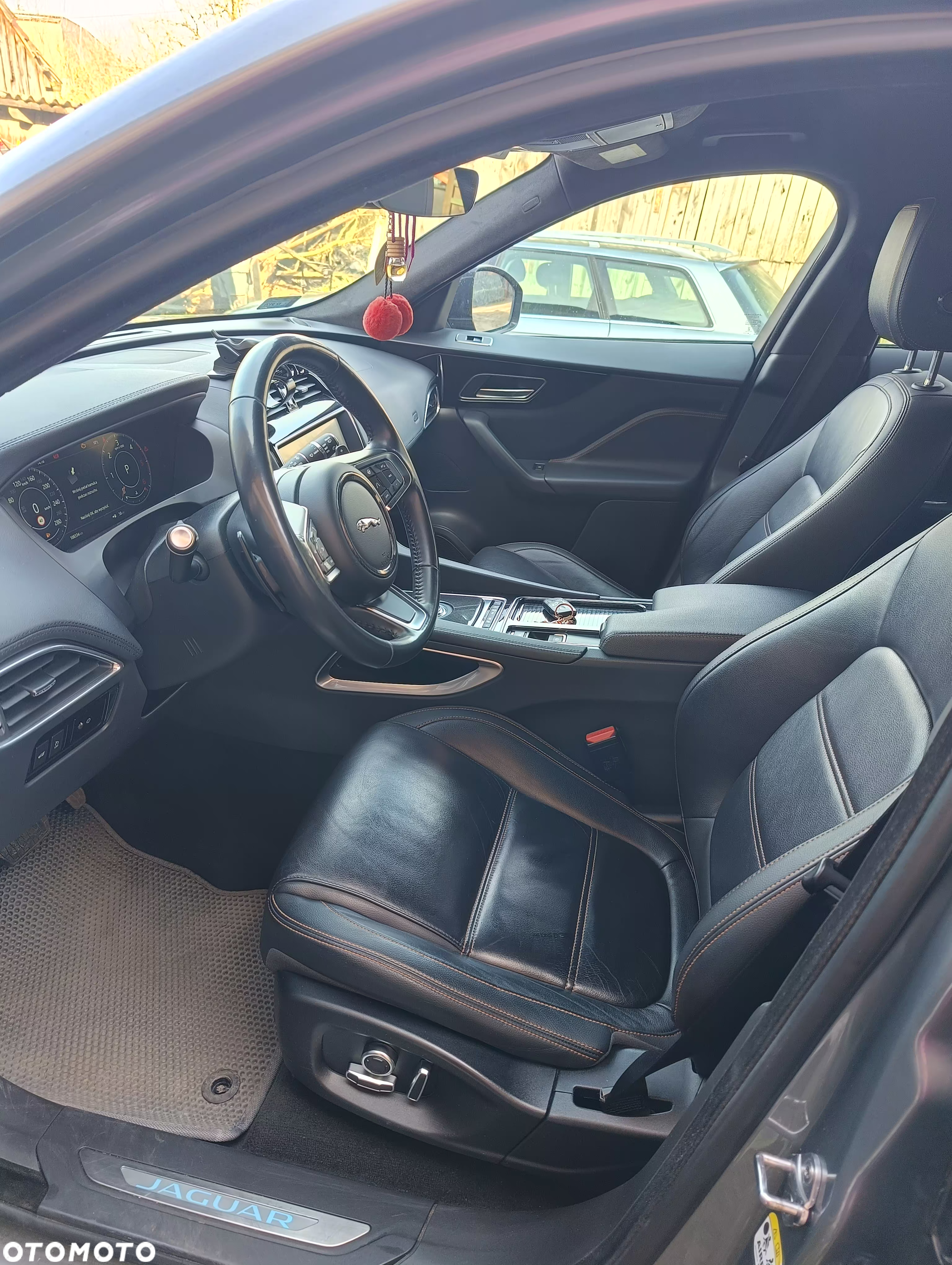 Jaguar F-Pace 2.0 i4D AWD Prestige - 9
