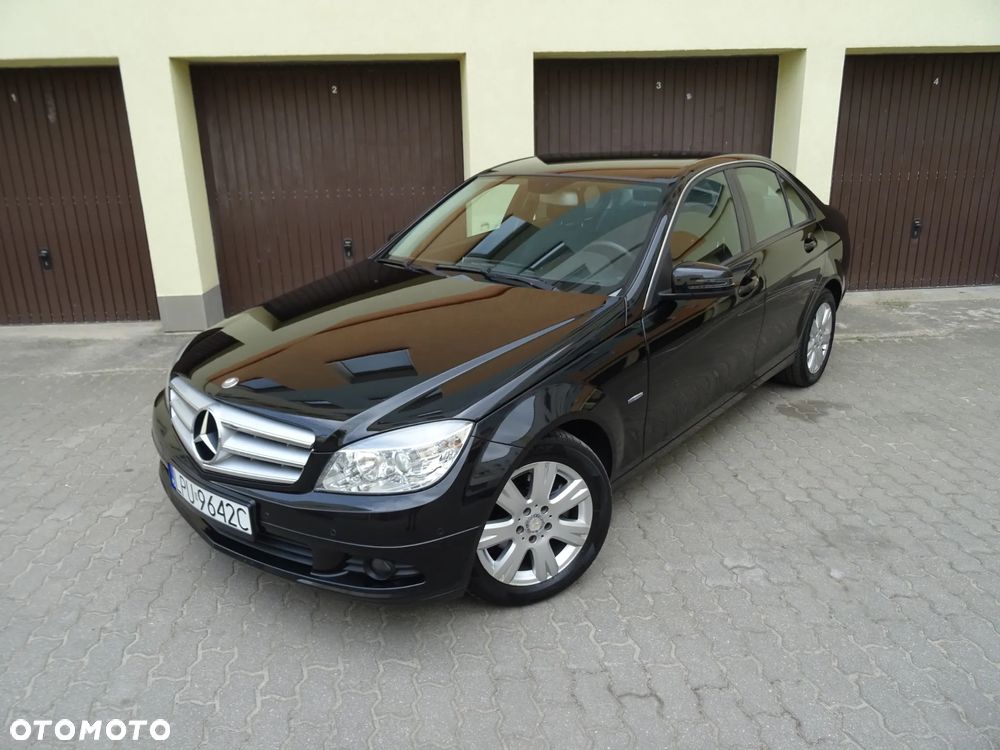Mercedes-Benz Klasa C 200 CDI DPF Automatik BlueEFFICIENCY - 2