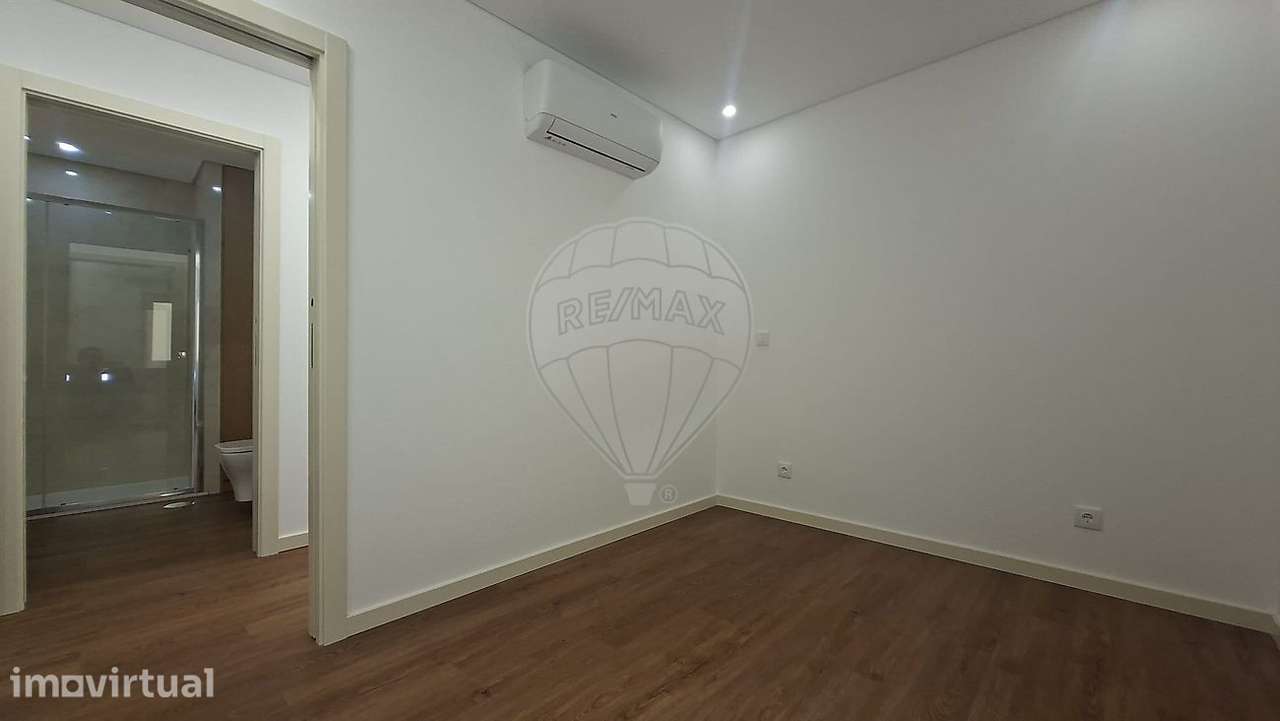 Moradia T3 para venda - Grande imagem: 2/15