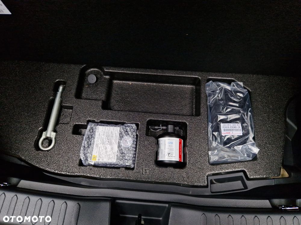 Toyota C-HR 2.0 Hybrid Dynamic Force Executive - 27