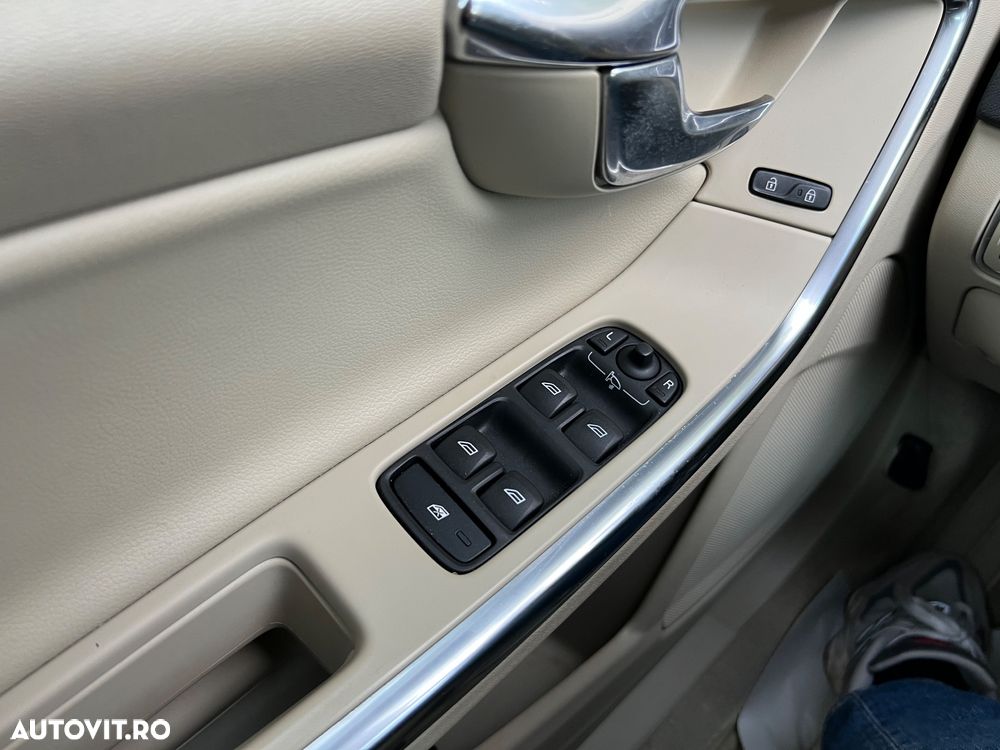 Volvo S60 D4 Geartronic Momentum - 22