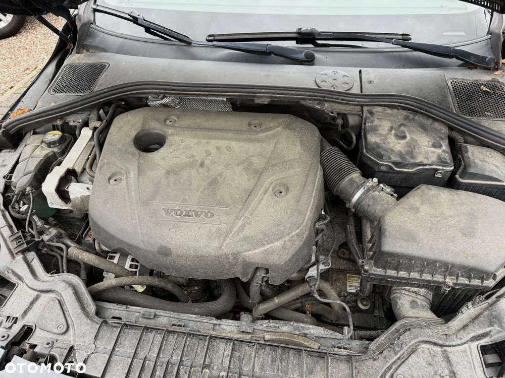 Volvo V60 D4 Geartronic Summum - 17