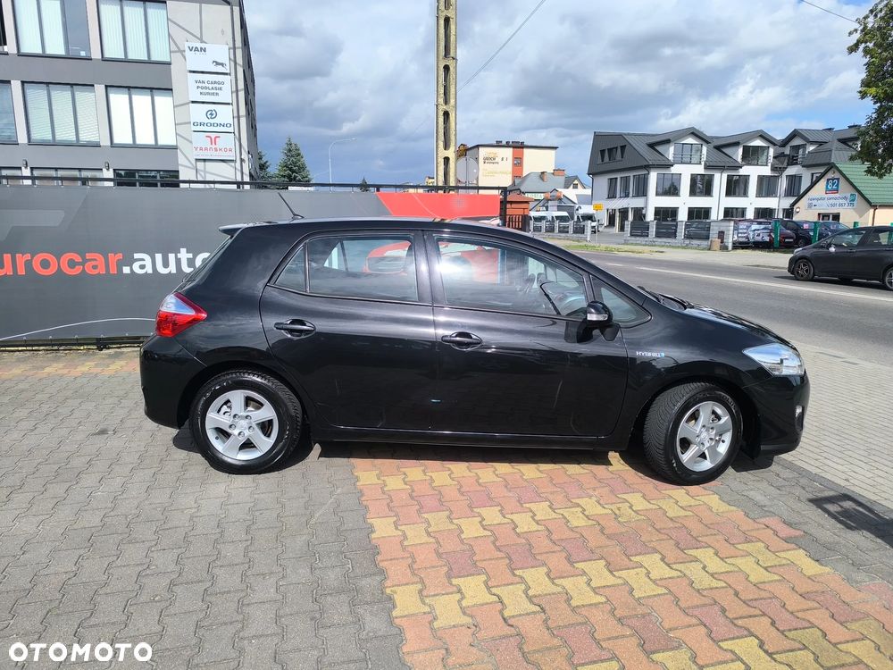 Toyota Auris - 2