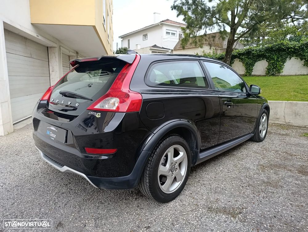 Volvo C30 1.6 D Drive 99g Momentum Start/Stop - 4