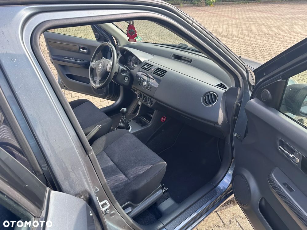Suzuki Swift 1.3 4x4 Comfort - 20