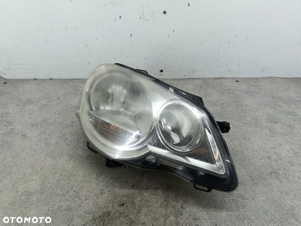 LAMPA PRZÓD PRAWA VW POLO IV FL 9N 6Q1941008AN 1EE24701902  HELLA - 4