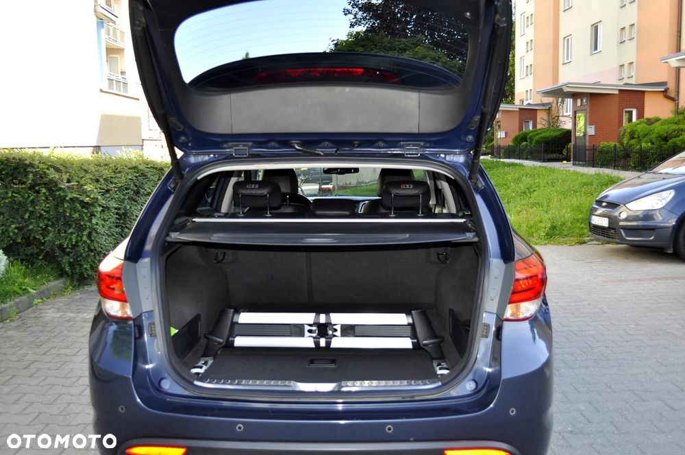 Hyundai i40 Kombi 1.7 CRDi Premium - 10
