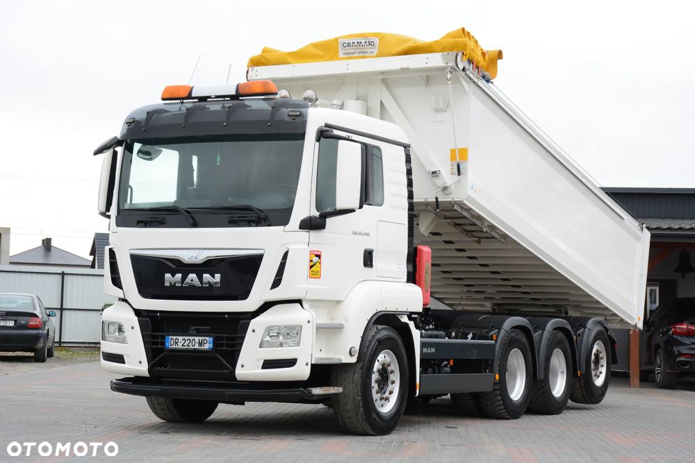 MAN TGS 35.440 / 2015 / 8x4 / Niska waga / Podnoszona, skrętna oś / Retarder - 10