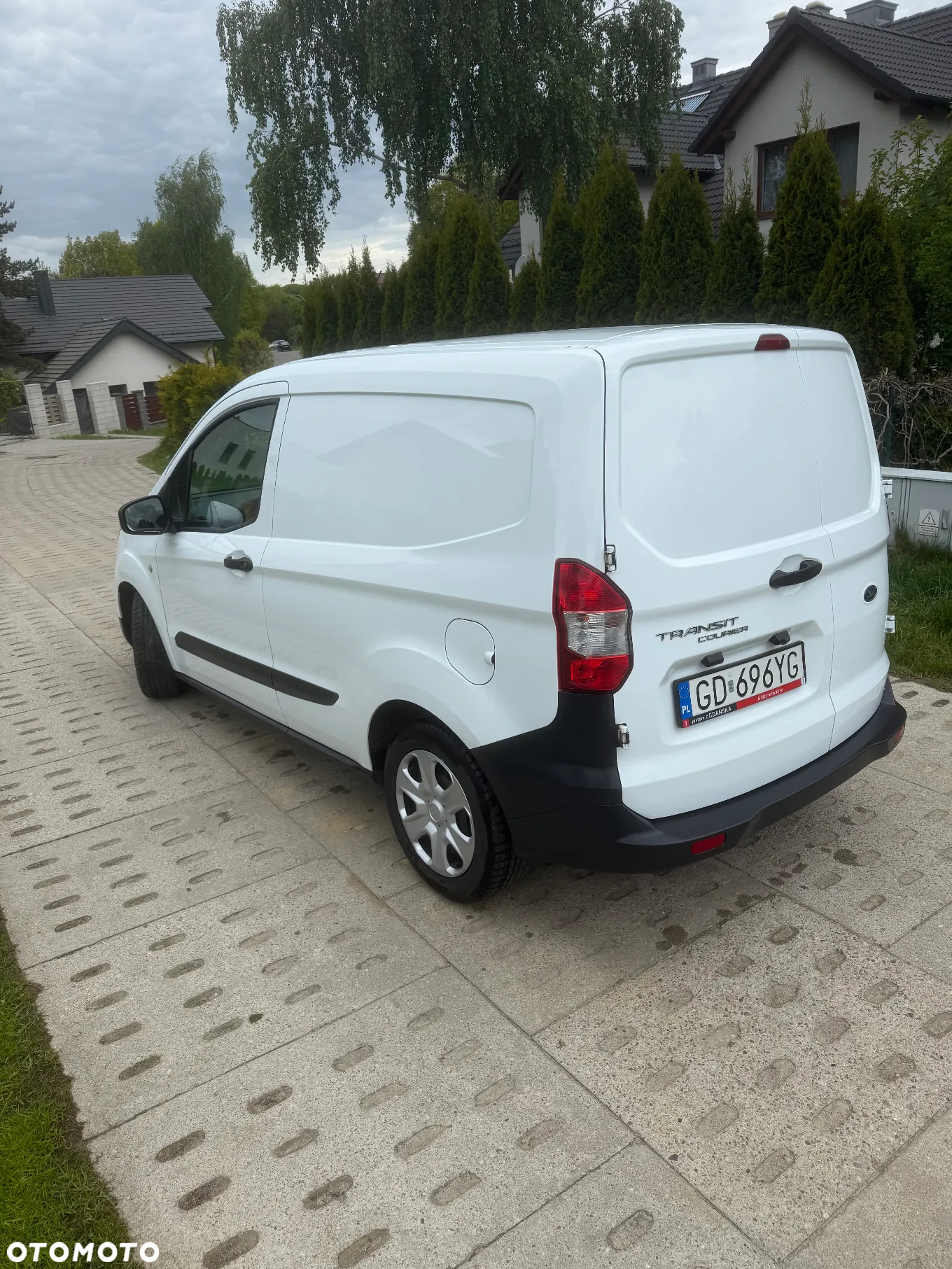 Ford Transit Courier 1.0 EcoBoost Trend - 3