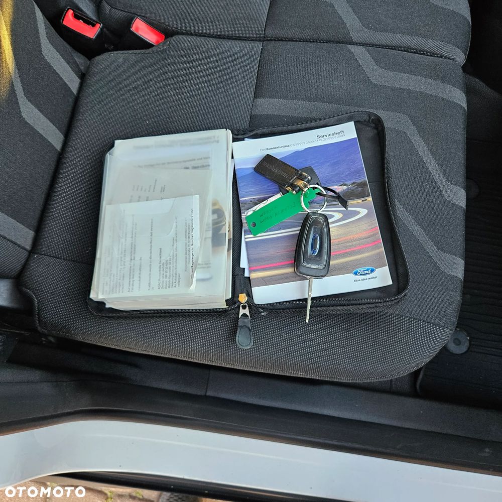 Ford Transit Connect - 21