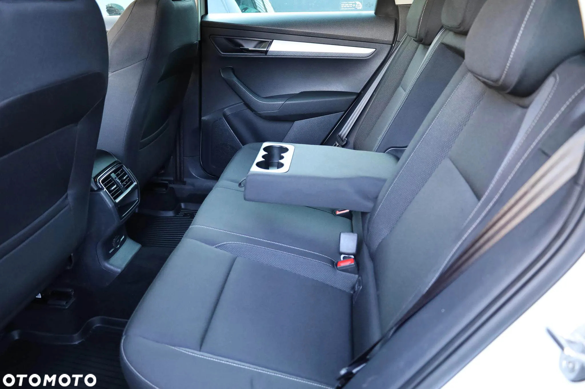 Skoda Karoq 2.0 TDI SCR 4x2 Ambition DSG - 37