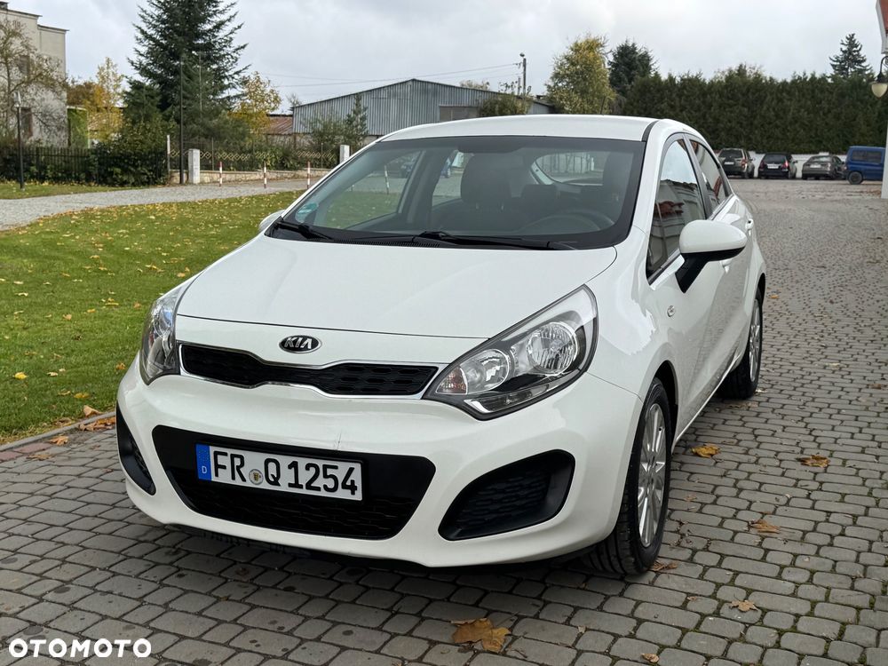 Kia Rio - 27