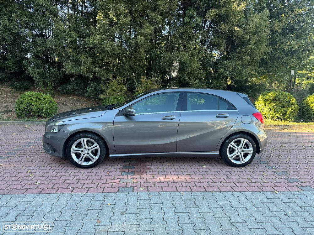 Mercedes-Benz A 180 CDi BE AMG Line - 2