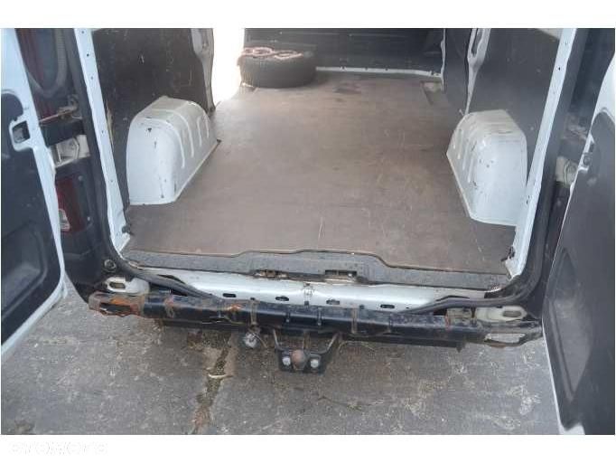 Opel Vivaro - 16