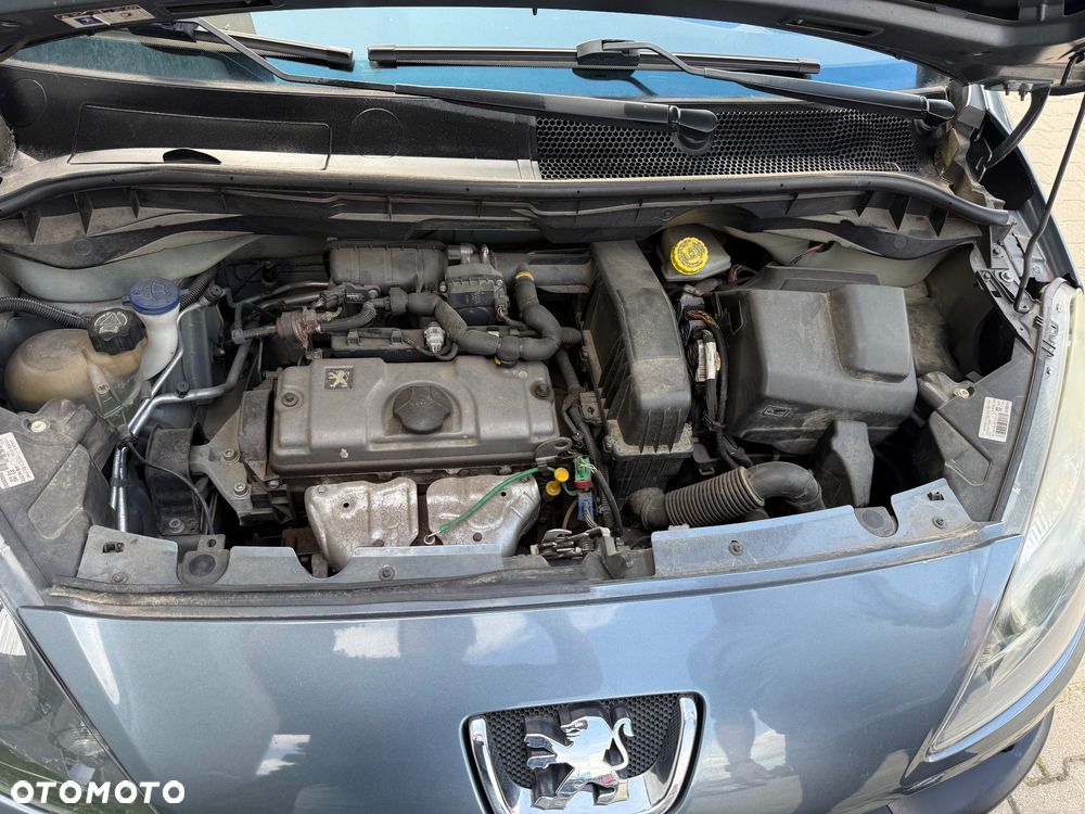 Peugeot 1007 1.4 Happy 2-Tronic - 16