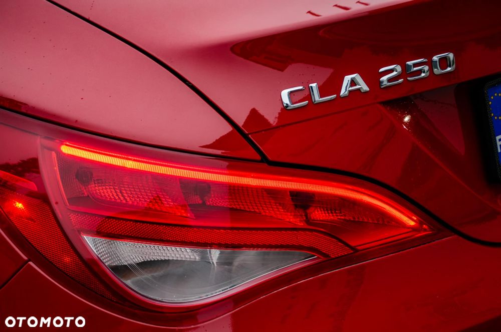 Mercedes-Benz CLA 250 7G-DCT Edition 1 - 4