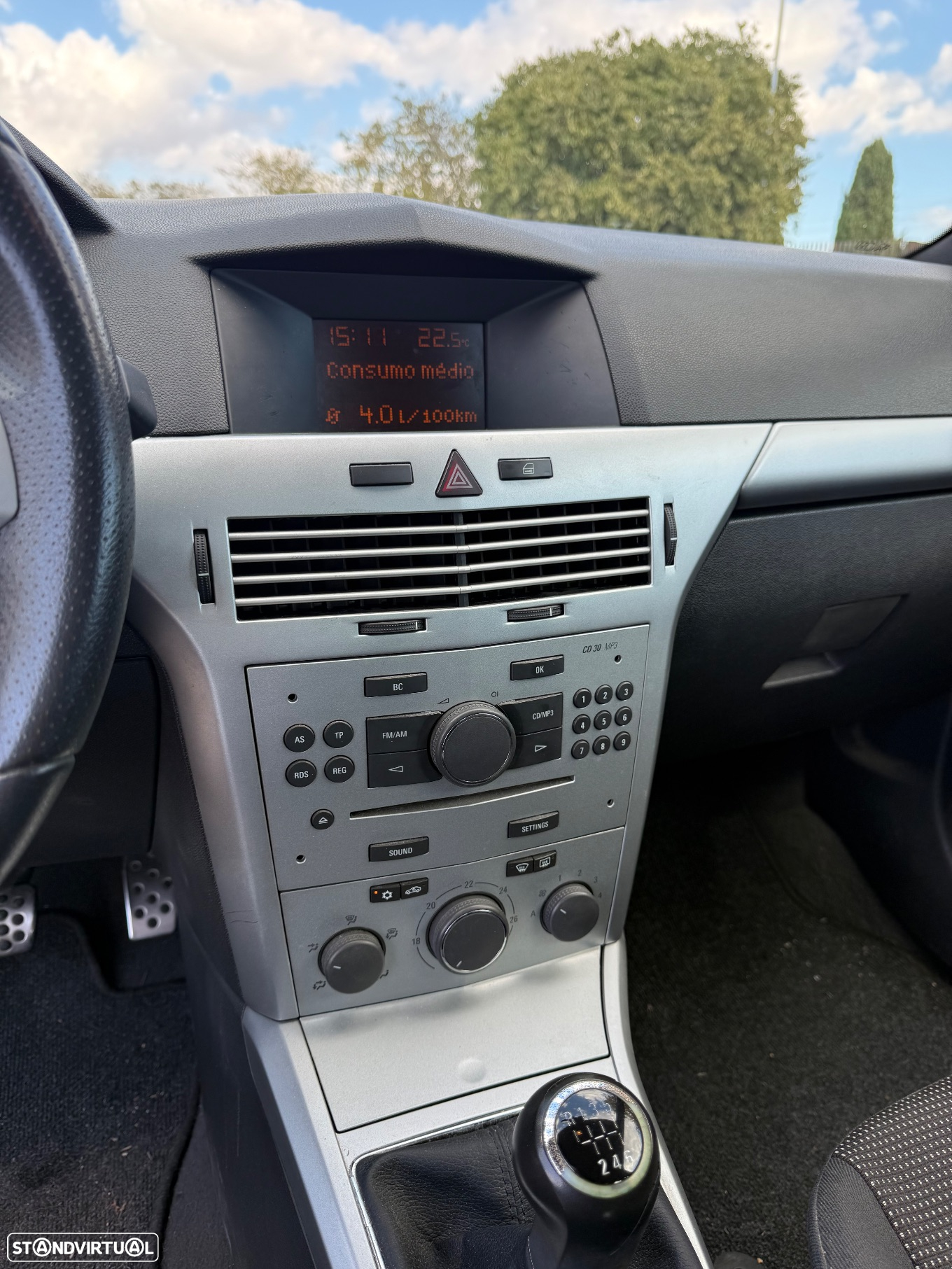 Opel Astra GTC 1.3 CDTi - 16