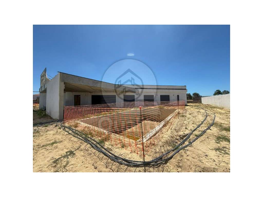 Moradia Isolada T4 em Quinta do Anjo - Grande imagem: 3/39