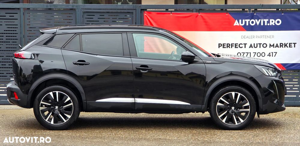Peugeot 2008 PureTech 155 EAT8 GT - 6