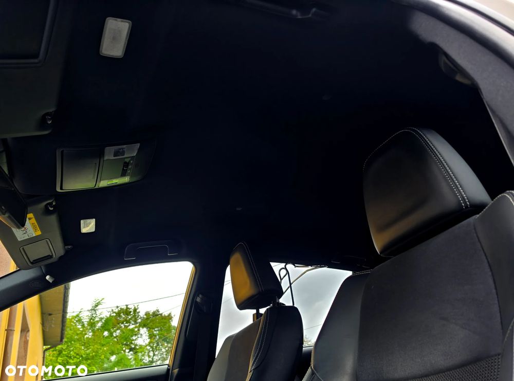Toyota RAV4 2.0 Prestige 4x4 - 37