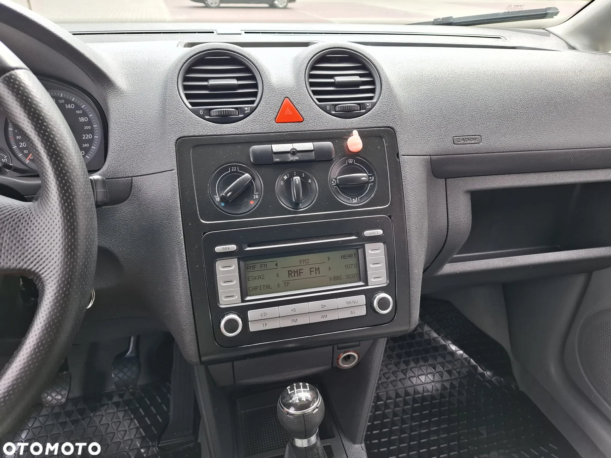 Volkswagen CADDY - 8