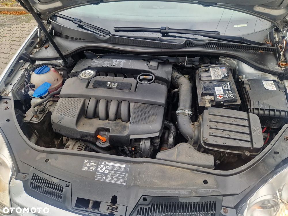 Volkswagen Golf 1.6 Comfortline - 7