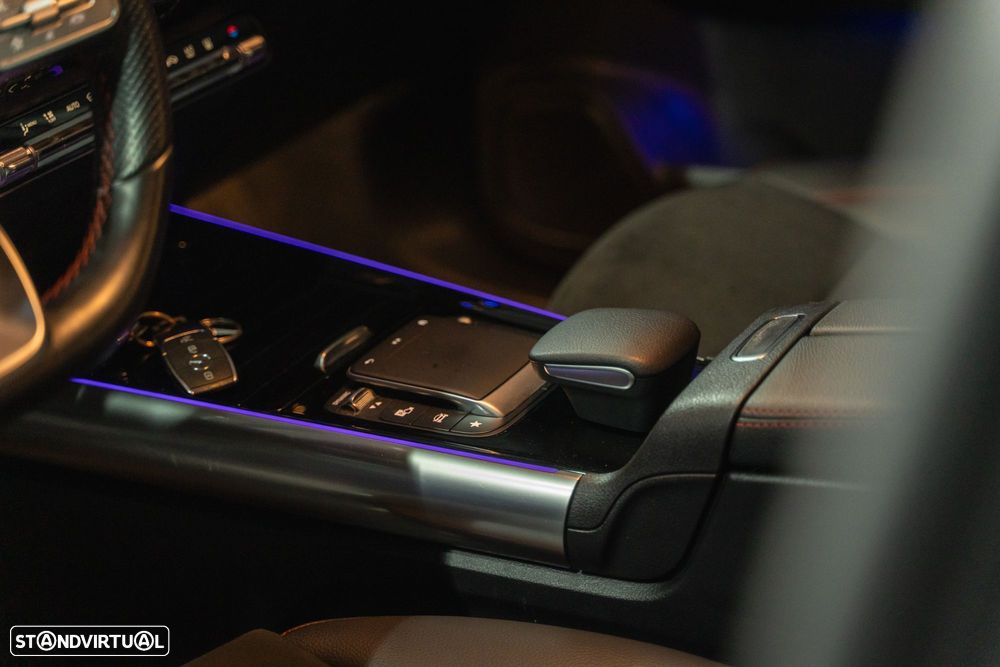 Mercedes-Benz GLA 250 e 8G-DCT AMG Line - 9