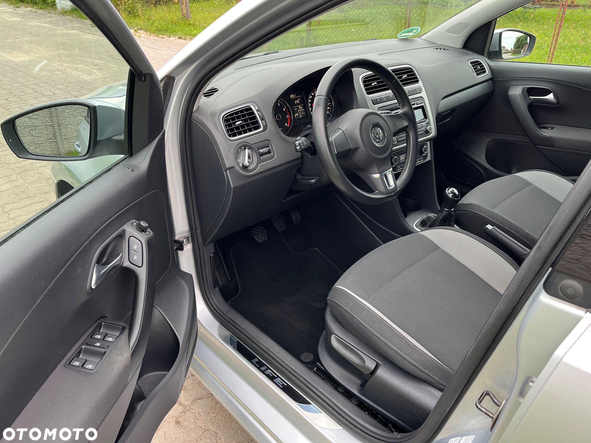 Volkswagen Polo 1.4 Life - 17
