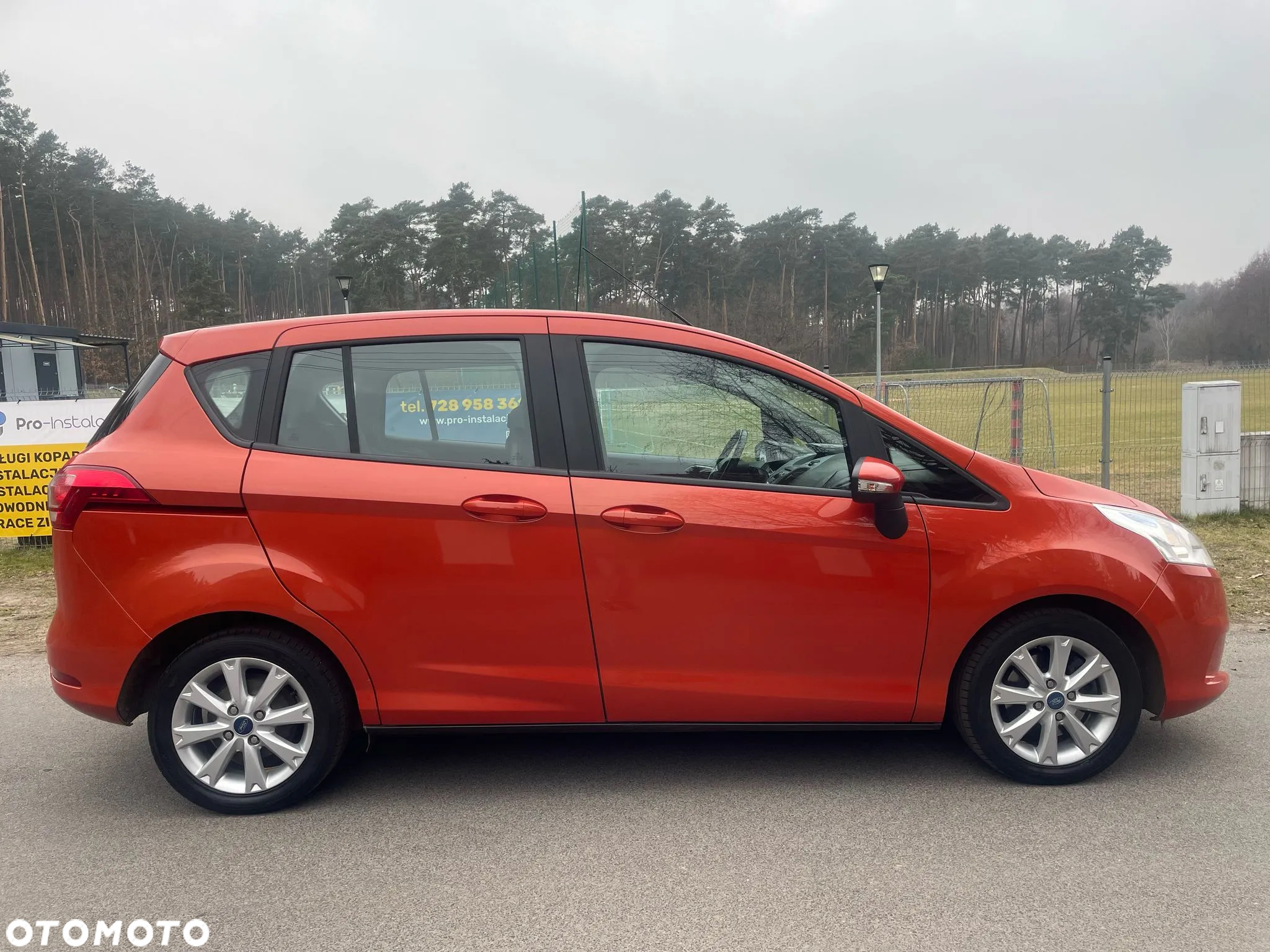 Ford B-MAX - 12