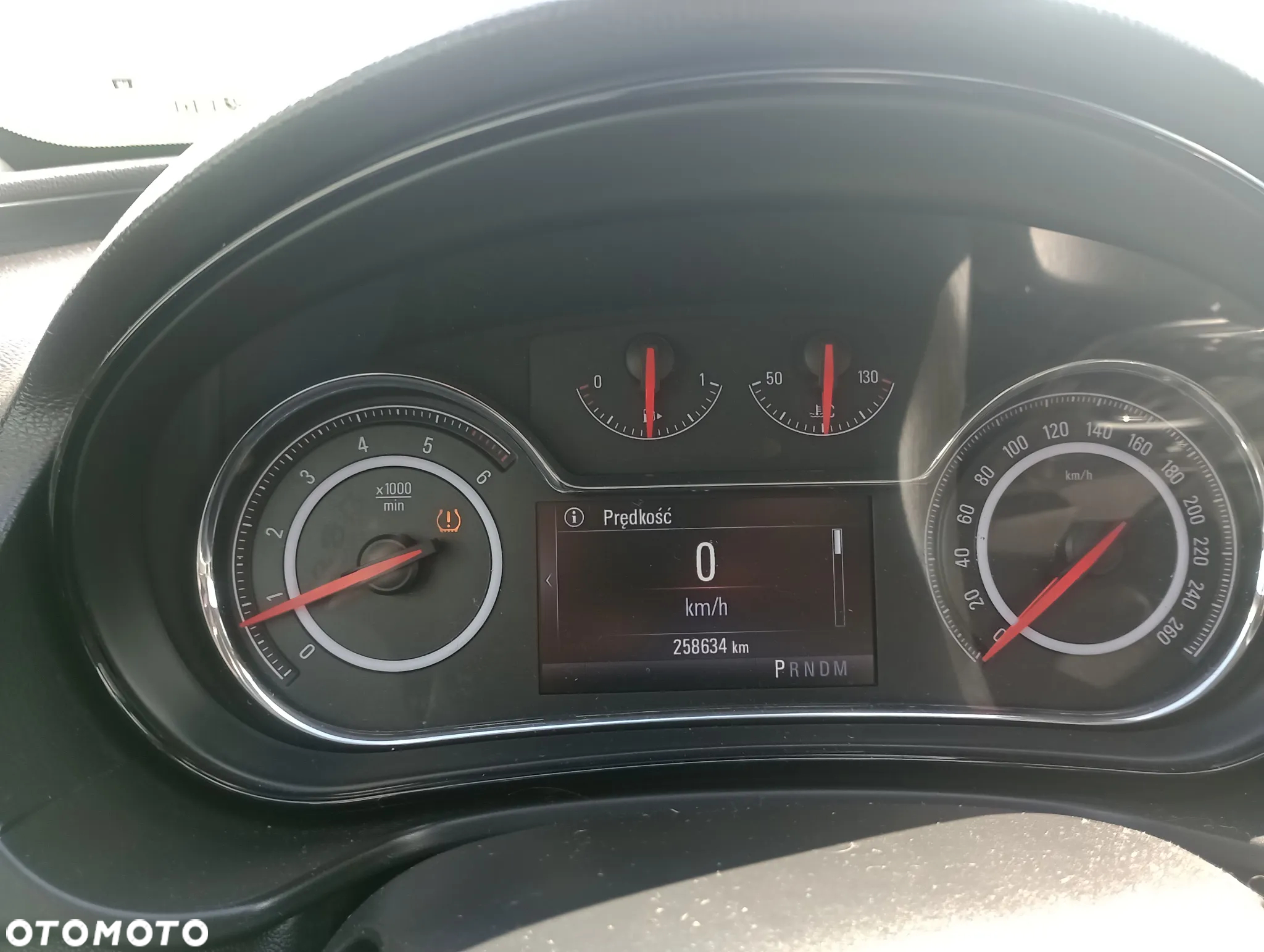 Opel Insignia 1.6 CDTI - 12