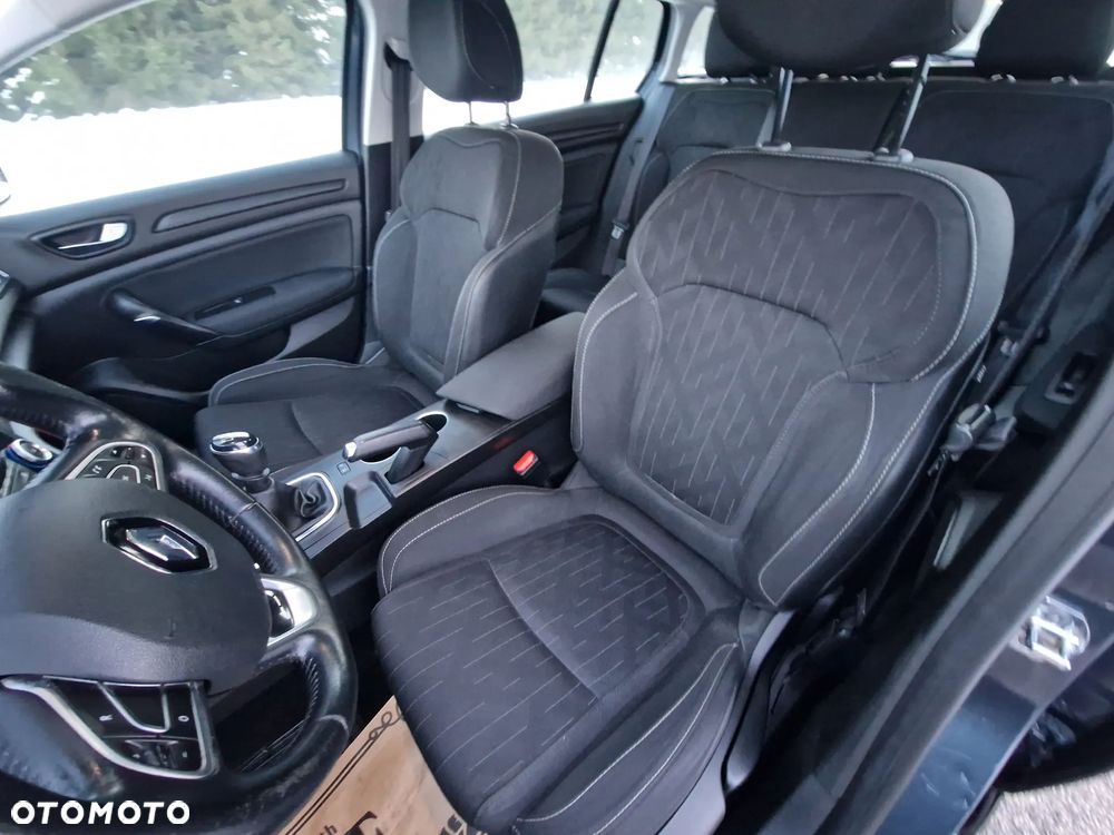 Renault Megane ENERGY TCe 100 LIMITED - 17