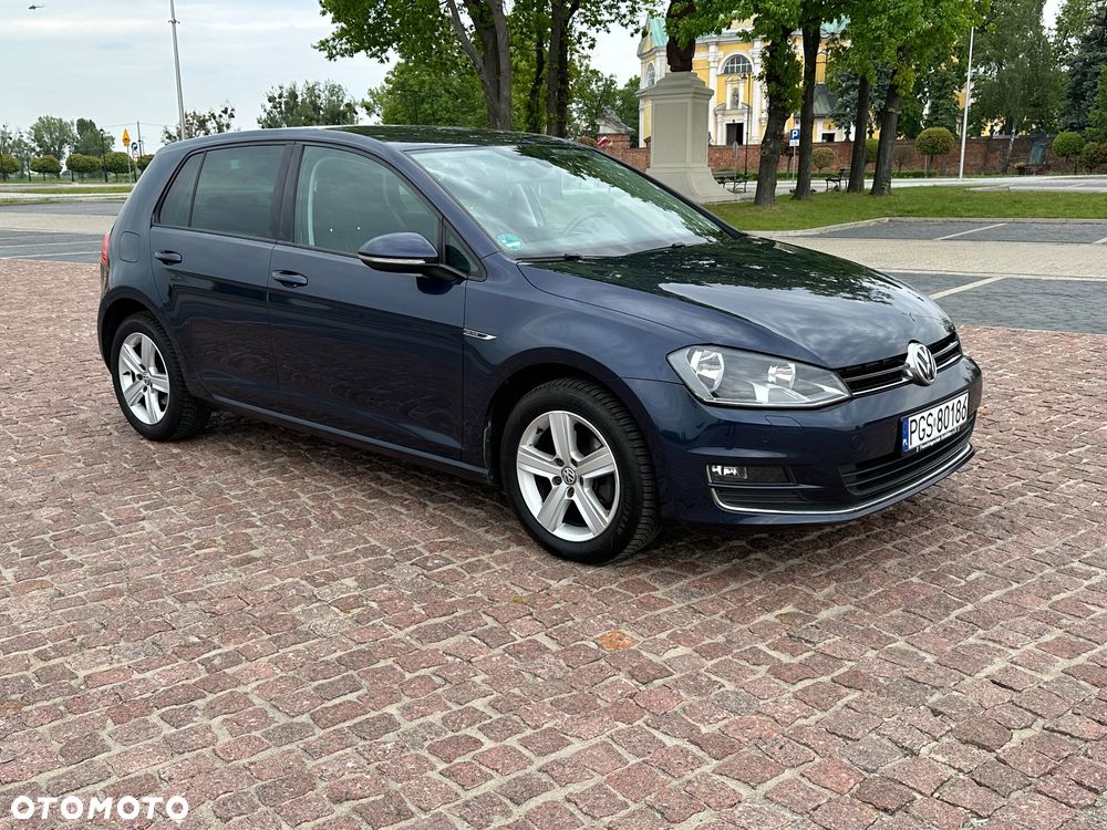 Volkswagen Golf 1.6 TDI BlueMotion Technology Lounge - 21