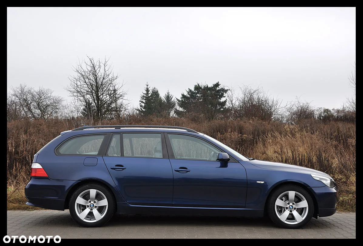 BMW Seria 5 525xi Touring Edition Lifestyle - 21