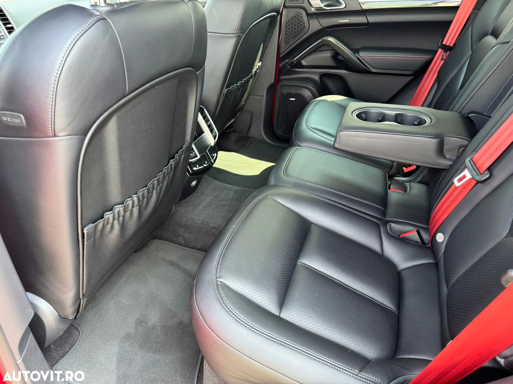 Porsche Cayenne 3.0 L - 14