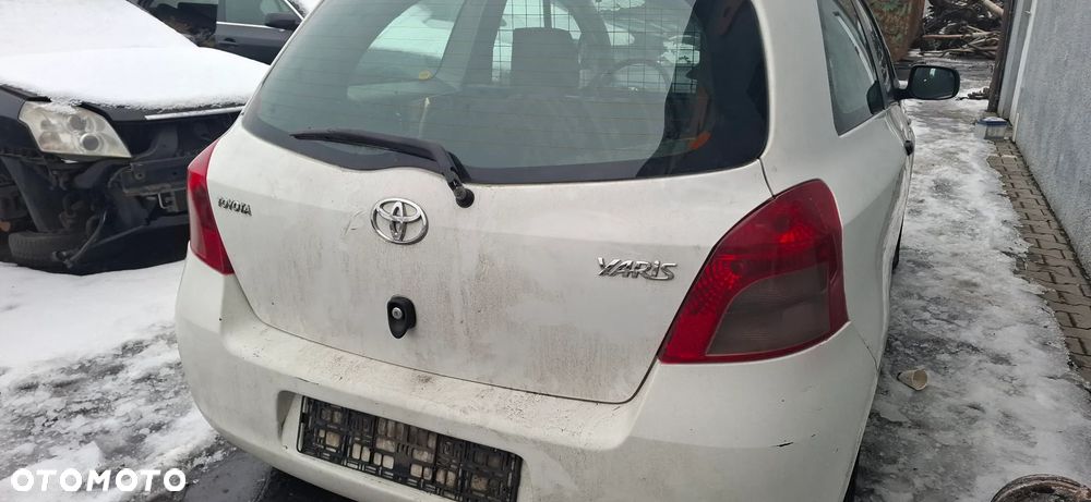 Toyota Yaris II 1,4 ND-TV na części - 3