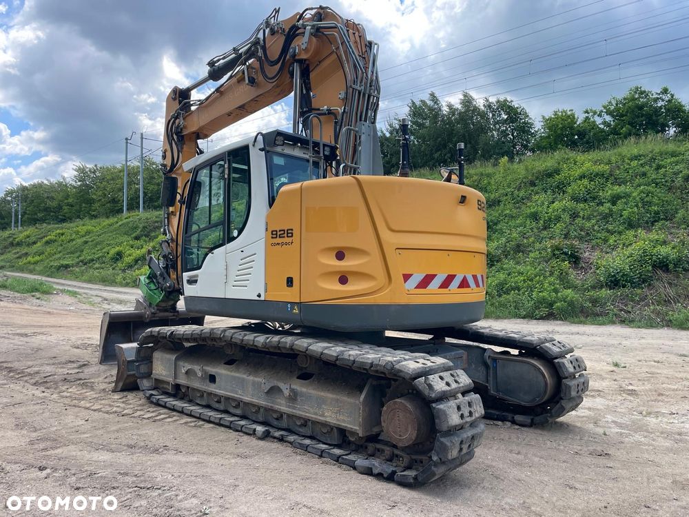 Liebherr R926 - 6