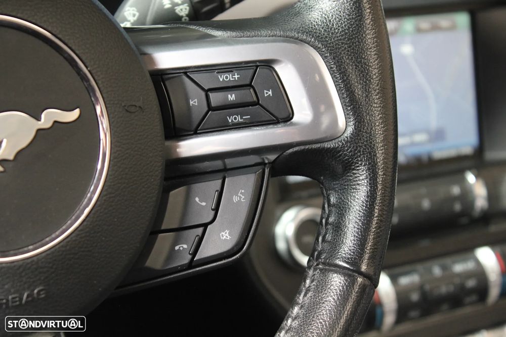 Ford Mustang Cabrio 2.3 Eco Boost - 18