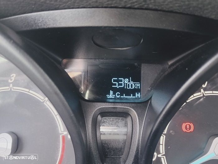 Ford Courier 1.5 Tdci Trend Pack - 31