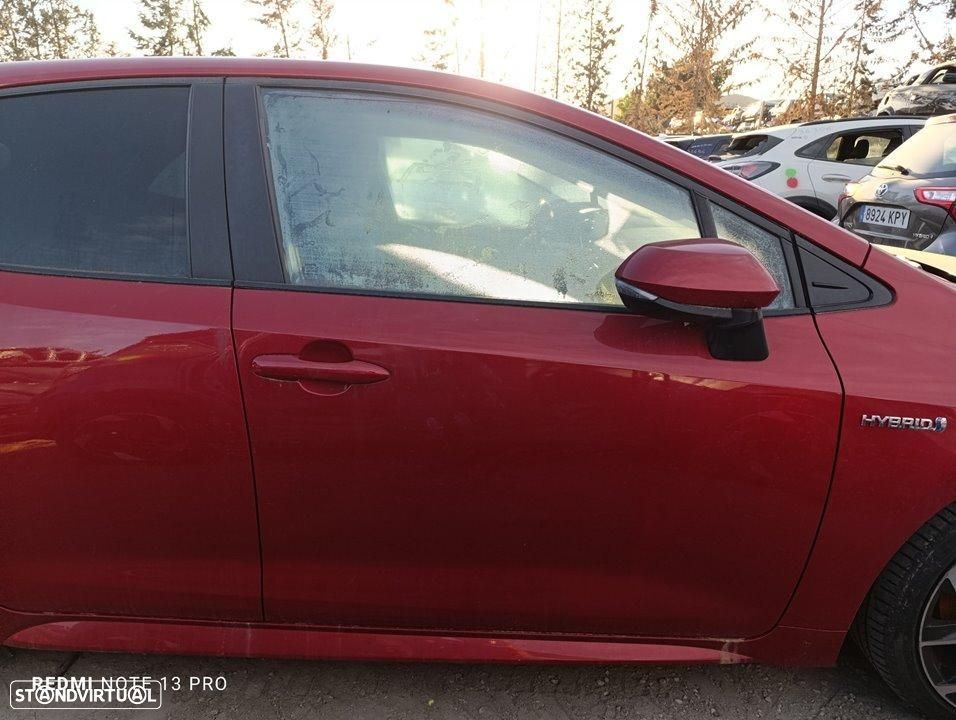 PORTA FRENTE DIREITA TOYOTA COROLLA E21 - 1