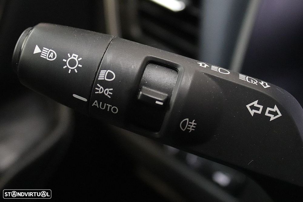 Nissan Qashqai 1.3 DIG-T Tekna SKY - 17