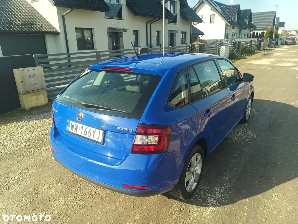 Skoda RAPID 1.6 TDI DPF Ambition - 11