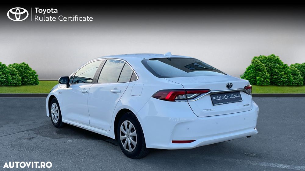 Toyota Corolla Sedan 1.8 HSD Business - 4