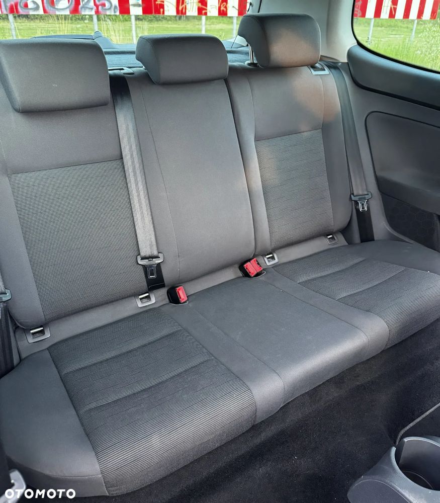 Volkswagen Golf - 14