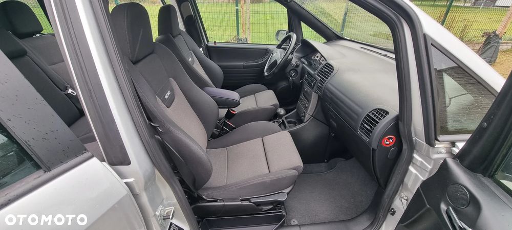 Opel Zafira 2.2 Elegance - 19
